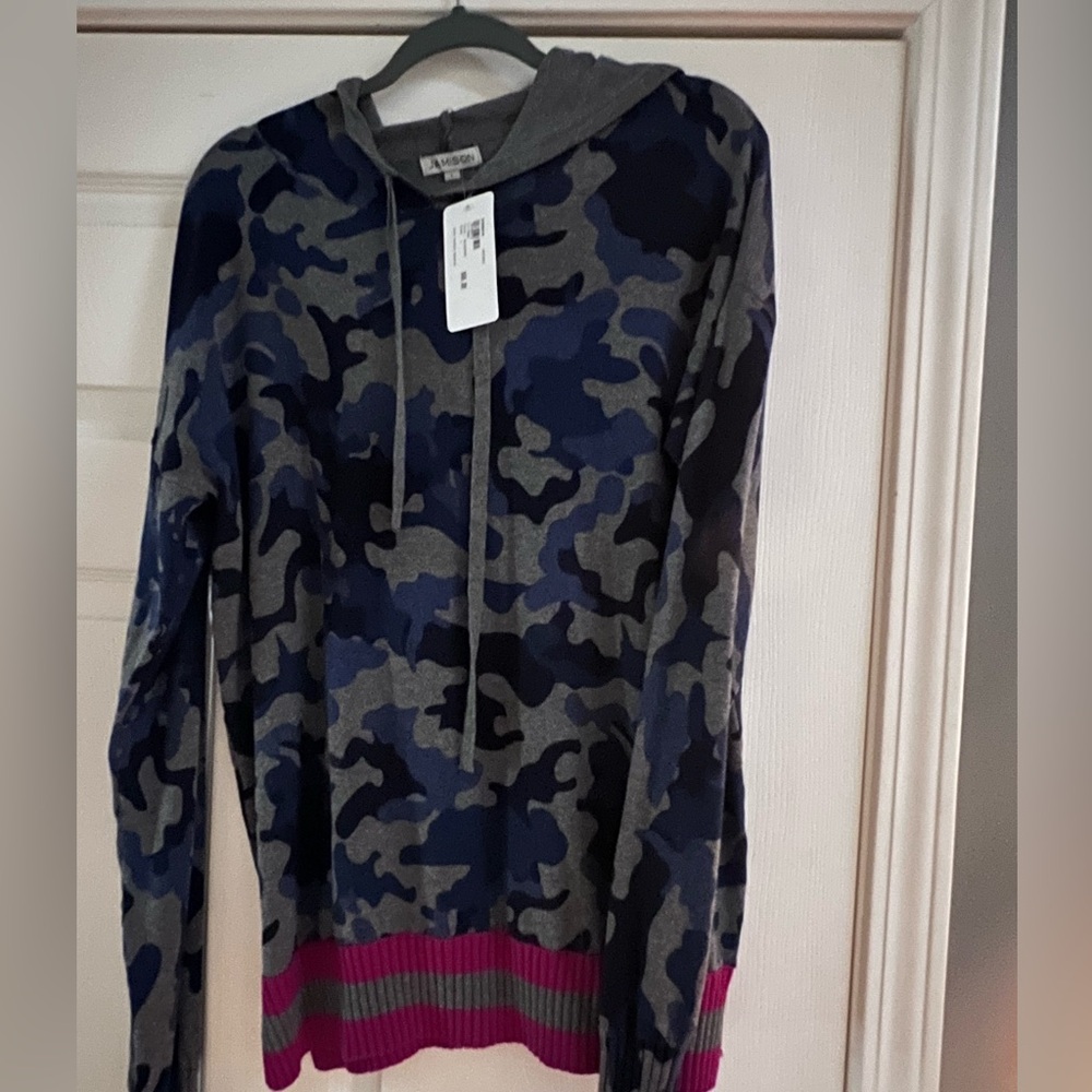 Camouflage Hooded Sweater with Pink Trim